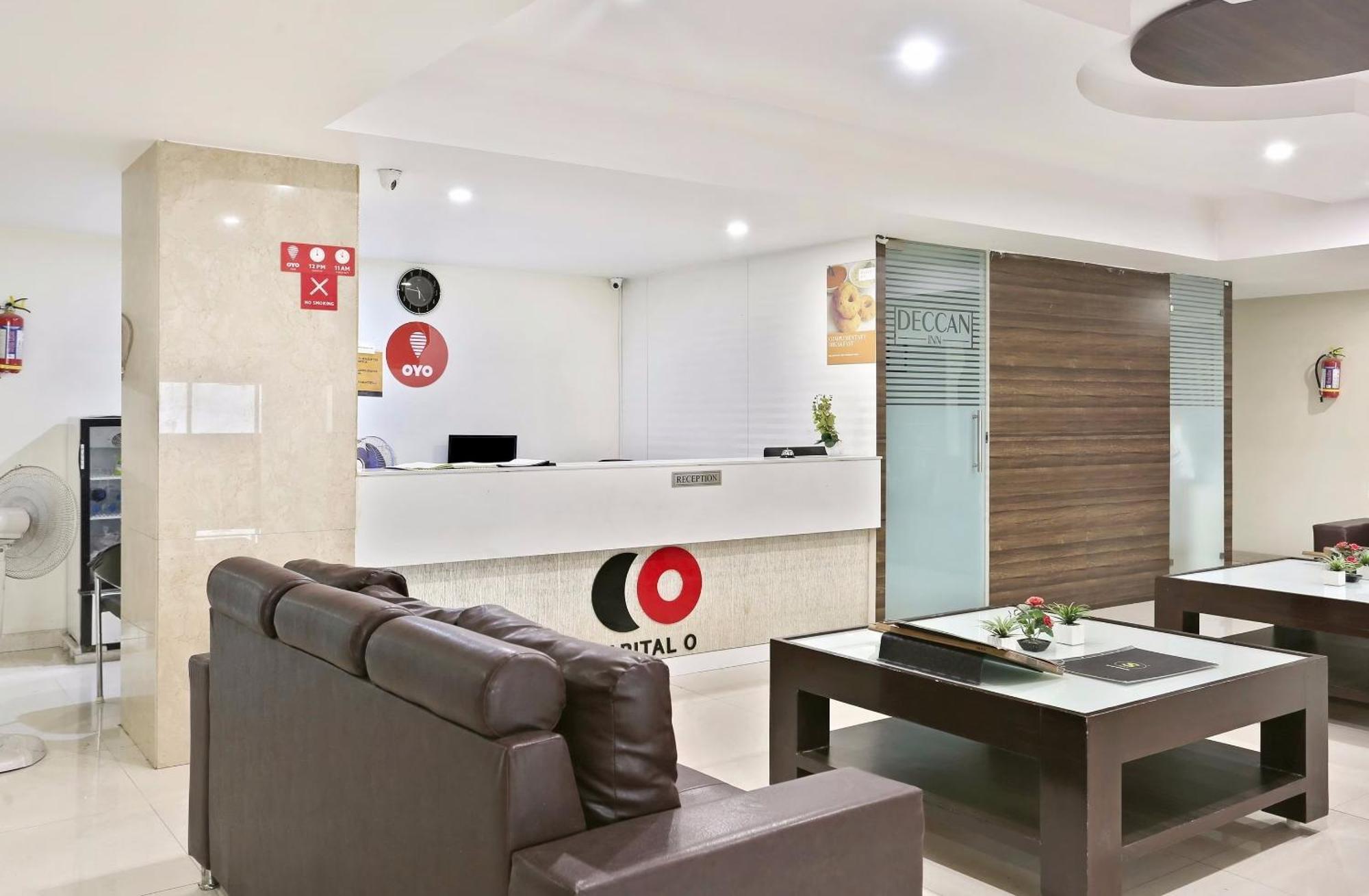 Townhouse Halcyon Deccan Inn Near Shilparamam Kondapur  Экстерьер фото